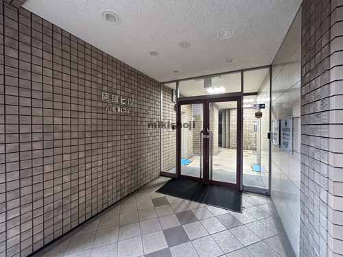 阿部ビル エントランス1