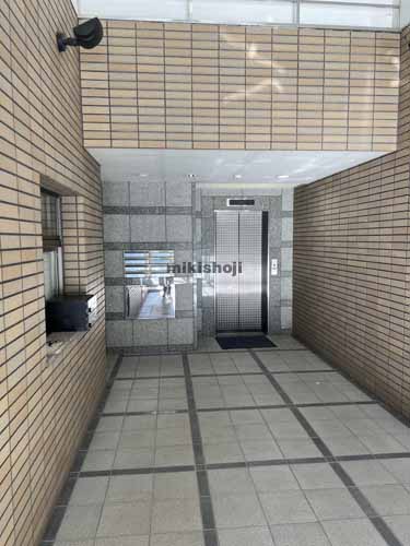 春日町ファインビル エントランス1