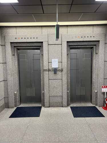 庄建上杉ビル エレベーターホール1