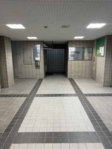 オフィス２１泉 エントランス2