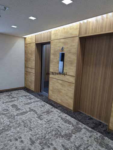 ＡＱＵＡ古川２丁目ビル エレベーターホール1