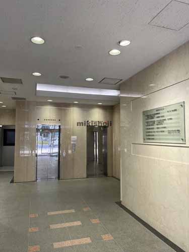 中央の仙台ＫＹビル エレベーターホール1
