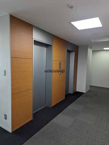 太陽生命青森ビル エレベーターホール1