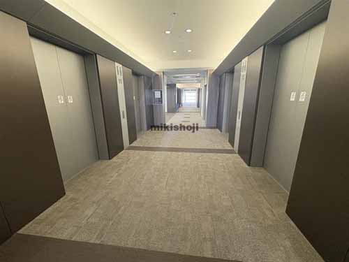 榴岡の仙台ＭＴビル エレベーターホール1