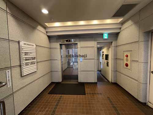 盛岡フコク生命大通ビル エレベーターホール1