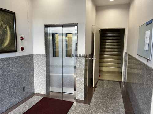 北四青葉ビル エレベーターホール1