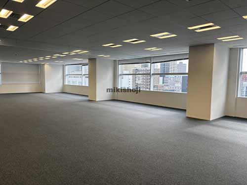 中央のメットライフ仙台ビル 貸室内1