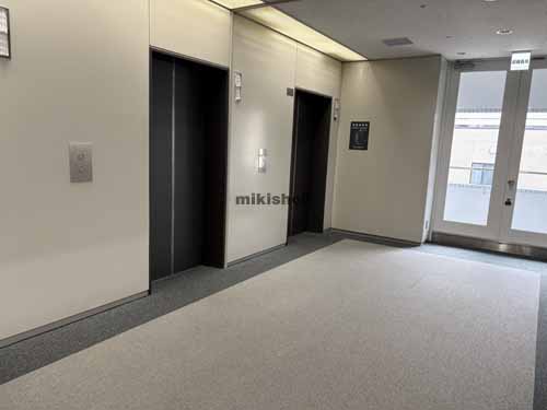 新横浜第二センタービル エレベーターホール1
