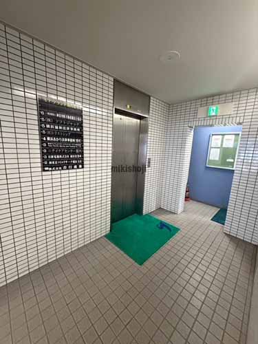 モアグランド関内ビル エレベーターホール2