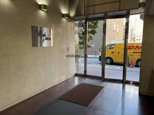 関内のみなとファンタジアビル エントランス1