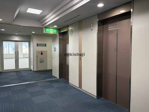 川崎区の川崎駅前タワー・リバークビル エレベーターホール1