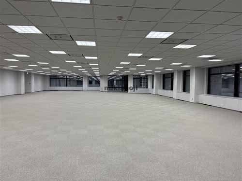 桜木町・新港町の日石横浜ビル 貸室内1