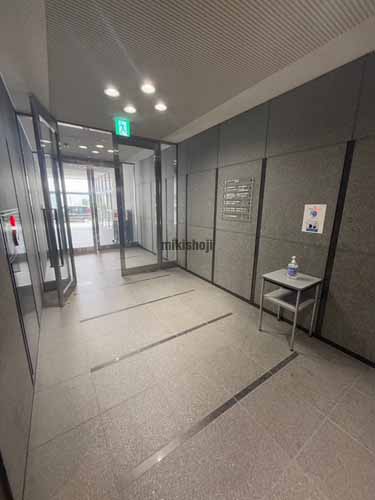 京阪藤沢ビル エントランス1