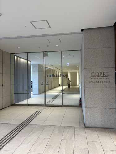 旭区のコプレ二俣川オフィス エントランス1
