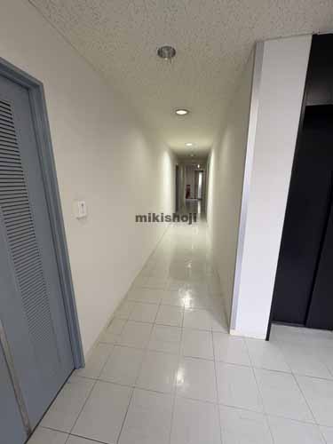 名駅・那古野の船入ビル 貸室内2