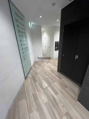 吉泉ビル エントランス1