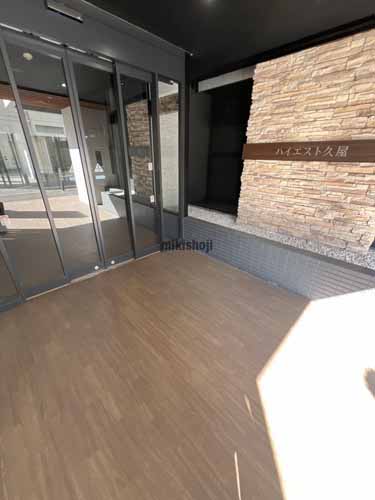 ハイエスト久屋 エントランス1