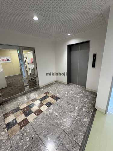 半田市全域の半田名鉄南館 エレベーターホール1