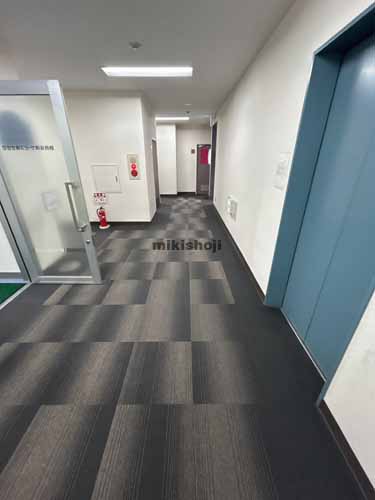 静岡市全域の静鉄日出町ビル エレベーターホール1