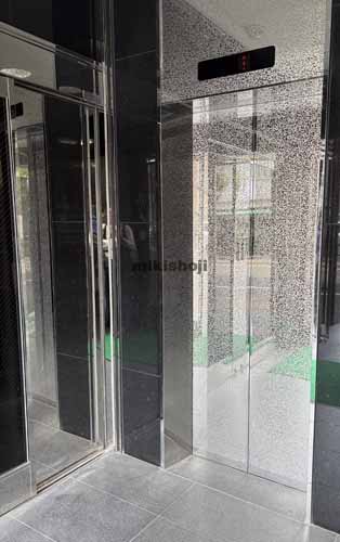 則武・亀島の協和名駅ビル エレベーターホール1