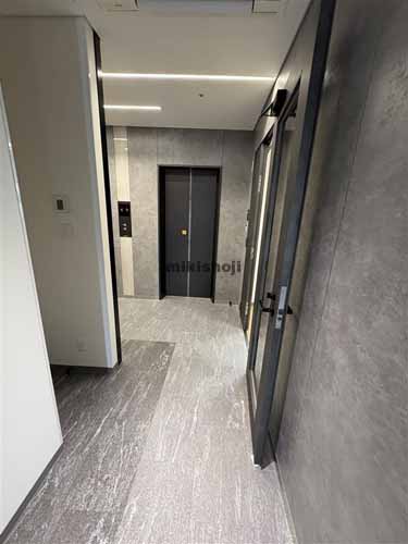 Ｌ．Ｂｉｚ丸の内 エレベーターホール1