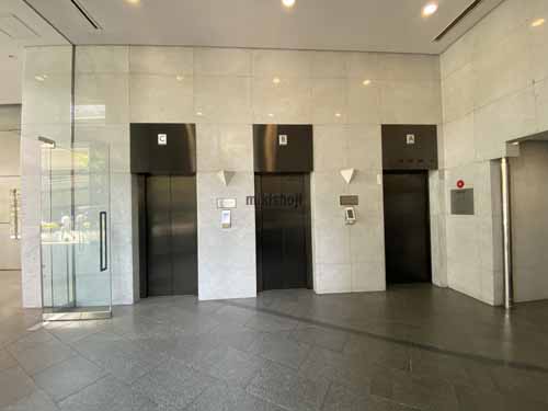 淀川５番館 エントランス4