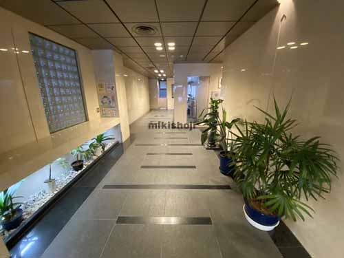 マークベストビル エントランス11