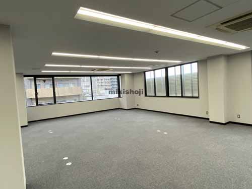 マークベストビル 貸室内8