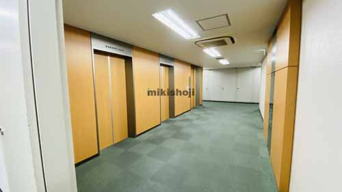 大阪堺筋ビル エレベーターホール4