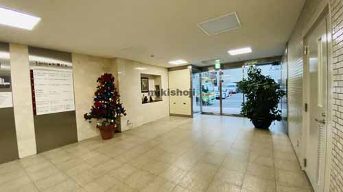 中博ビル エントランス2