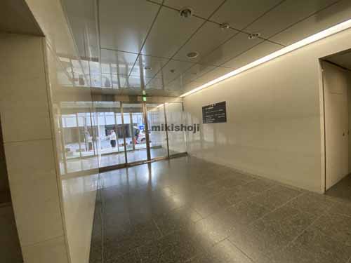 本町太平ビル エントランス5