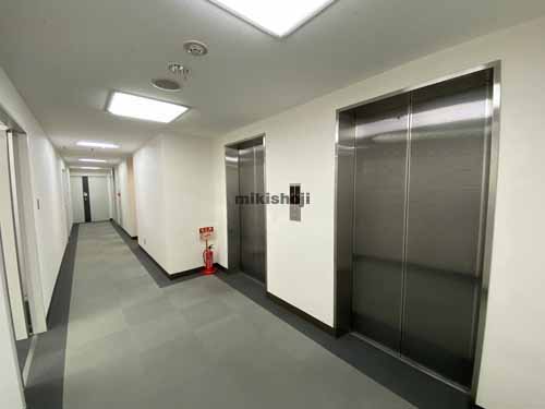 本町太平ビル エレベーターホール1