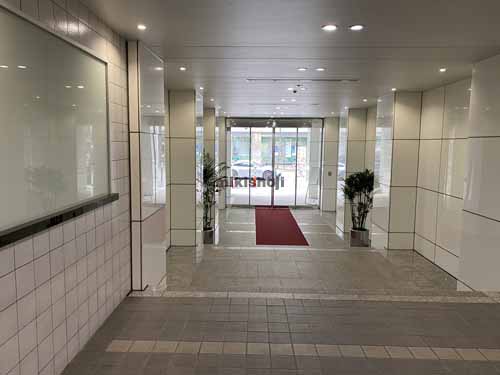 平野町八千代ビル エントランス1