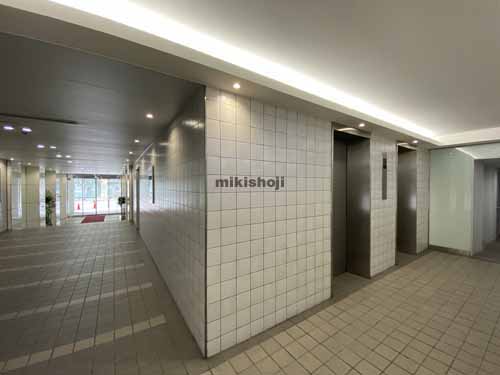 平野町八千代ビル エントランス5
