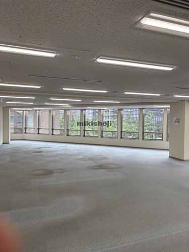 野村不動産御堂筋本町ビル 貸室内1