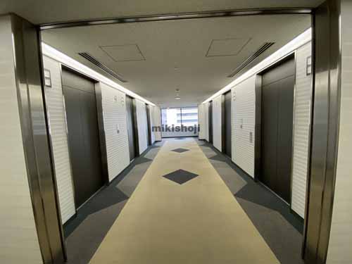 堺筋本町センタービル エレベーターホール2