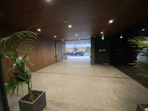 ＬＵＣＩＤ　ＳＱＵＡＲＥ　ＳＥＭＢＡ エントランス13