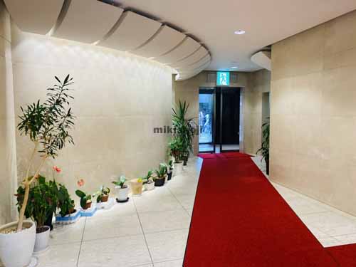 カネセ中央ビル エントランス4