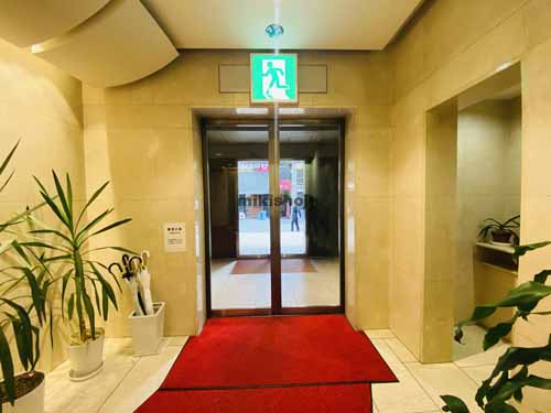 カネセ中央ビル エントランス5