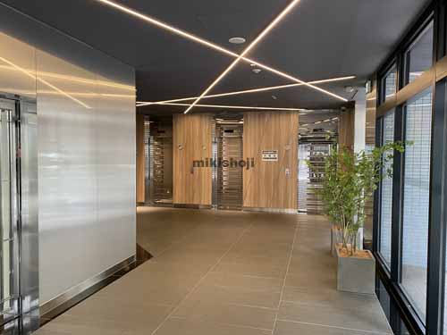 ＮＡＮＫＡＩ西本町ビル エントランス3