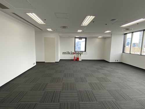 ＮＡＮＫＡＩ西本町ビル 貸室内1