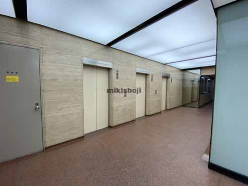 太陽生命難波ビル エントランス1