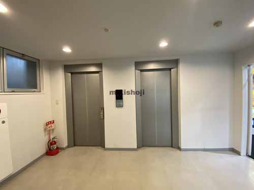 難波日興ビル エレベーターホール4