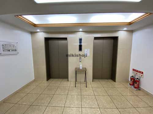 湊町・元町・難波中・日本橋・敷津のナンバプラザビル エレベーターホール2