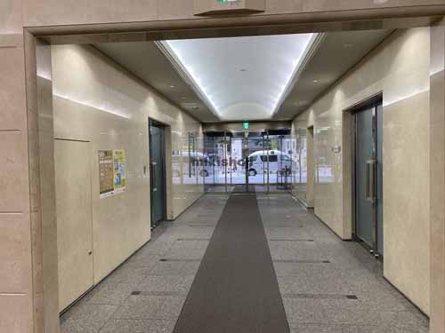 シマノ・住友生命ビル エントランス2