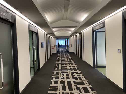 新大阪トラストタワー エレベーターホール3