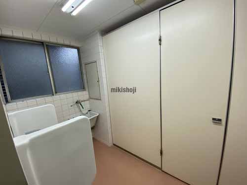 芝田・茶屋町・大深町の東洋ビルディング新館 水回り2