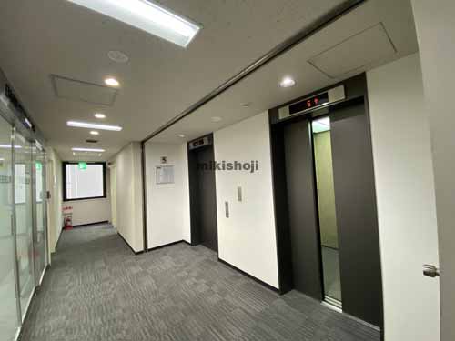 明治安田生命十三ビル エレベーターホール5