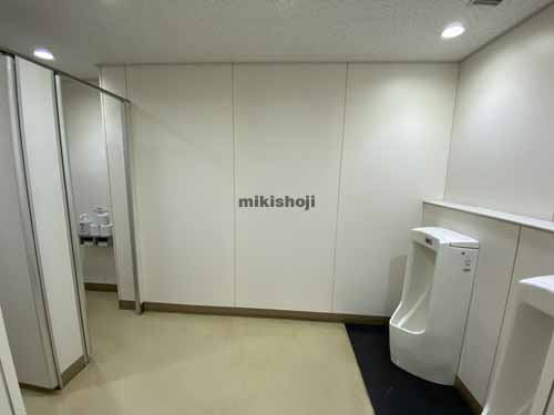 明治安田生命十三ビル 水回り2