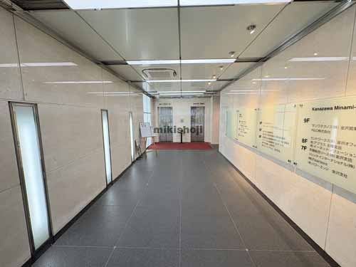 金沢市の金沢南町ビルディング エントランス1